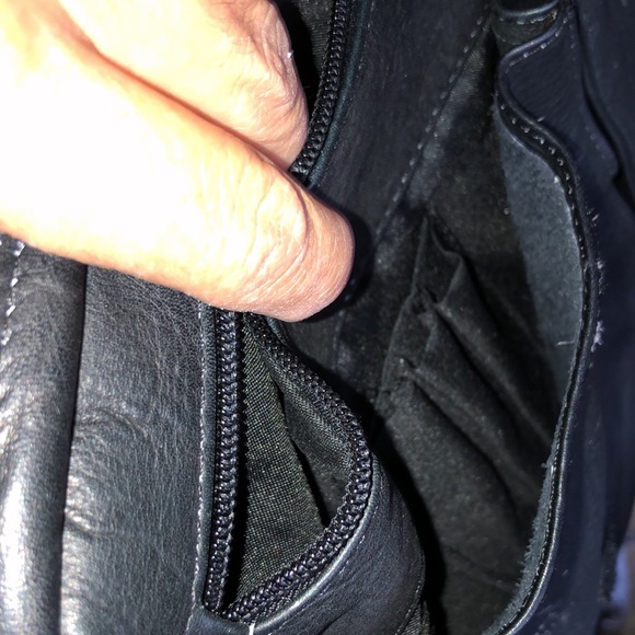 Los Angeles LAKERS UNISEX crossbody leather multy purpose bag fits 15” laptop - Picture 12 of 16